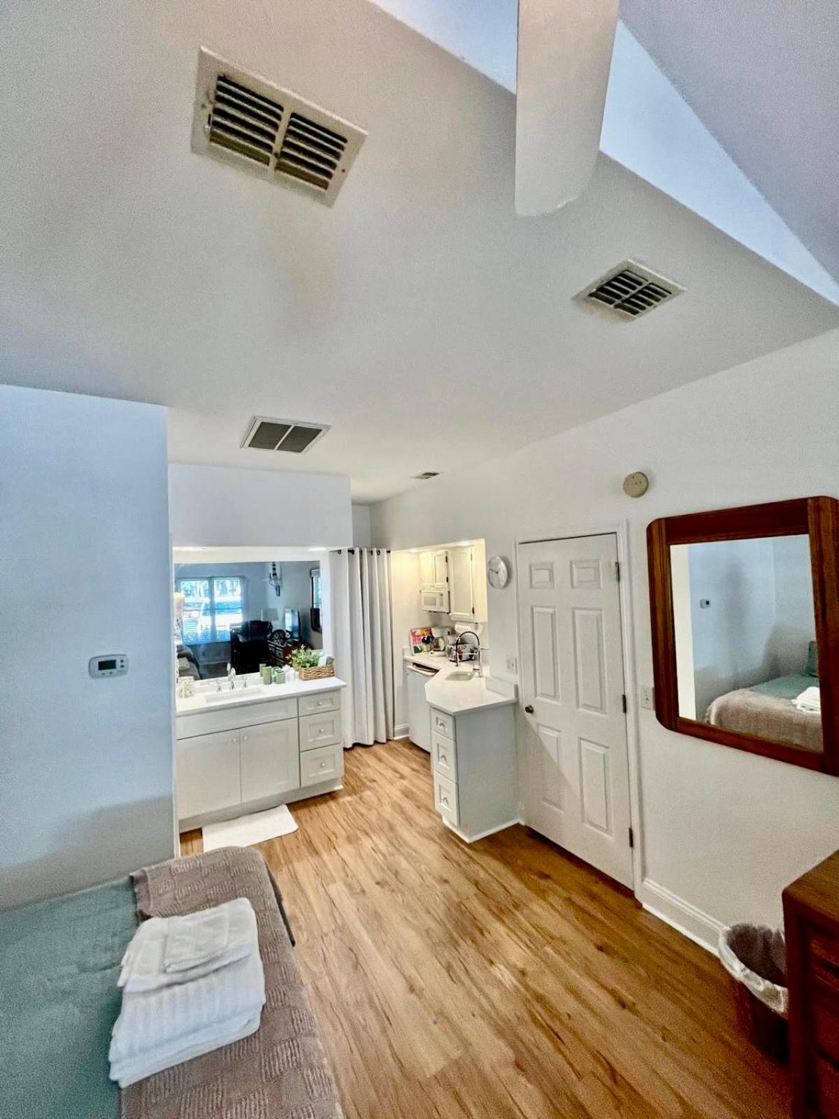 Beautiful Newly Remodeled Mini Suite At Sea Trail Resort Sunset Beach Exteriér fotografie